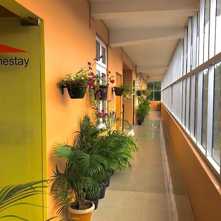 Orange Homestay Shillong Zewnętrze zdjęcie
