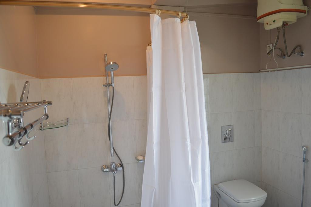 Orange Homestay Shillong Zewnętrze zdjęcie