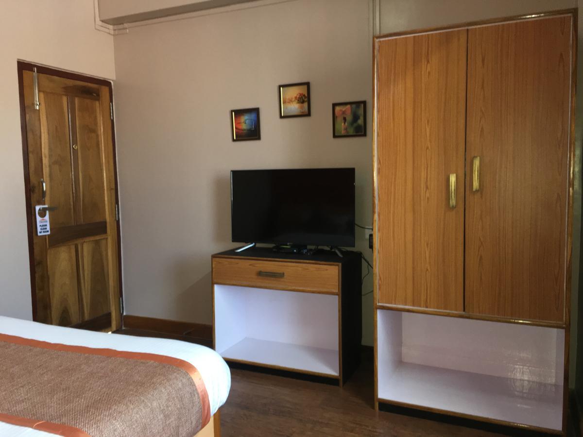 Orange Homestay Shillong Zewnętrze zdjęcie