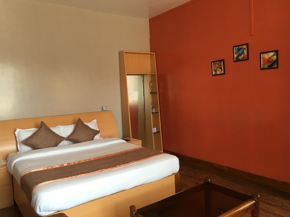 Orange Homestay Shillong Zewnętrze zdjęcie