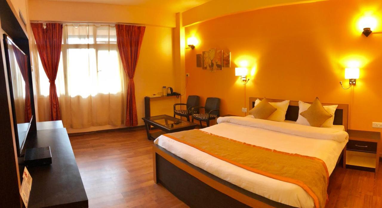 Orange Homestay Shillong Zewnętrze zdjęcie