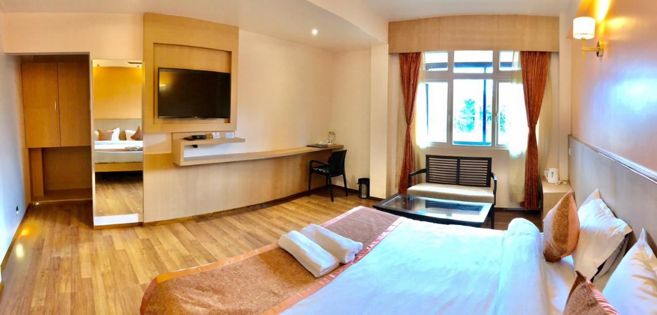 Orange Homestay Shillong Zewnętrze zdjęcie